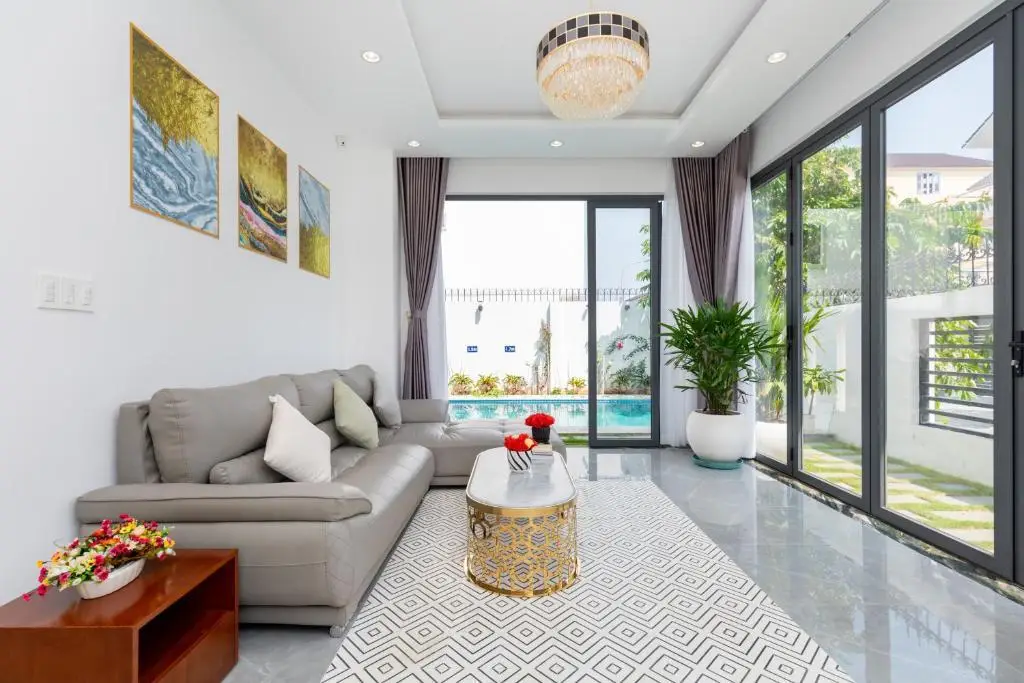 Вунгтау: Palm Villa 31 (8 Phòng Ngủ) Khu Nghĩ Dưỡng Cao Cấp