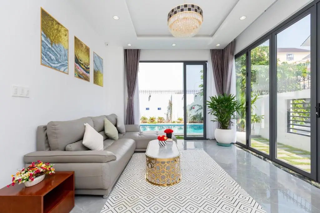 Вунгтау: Palm Villa 31 (8 Phòng Ngủ) Khu Nghĩ Dưỡng Cao Cấp