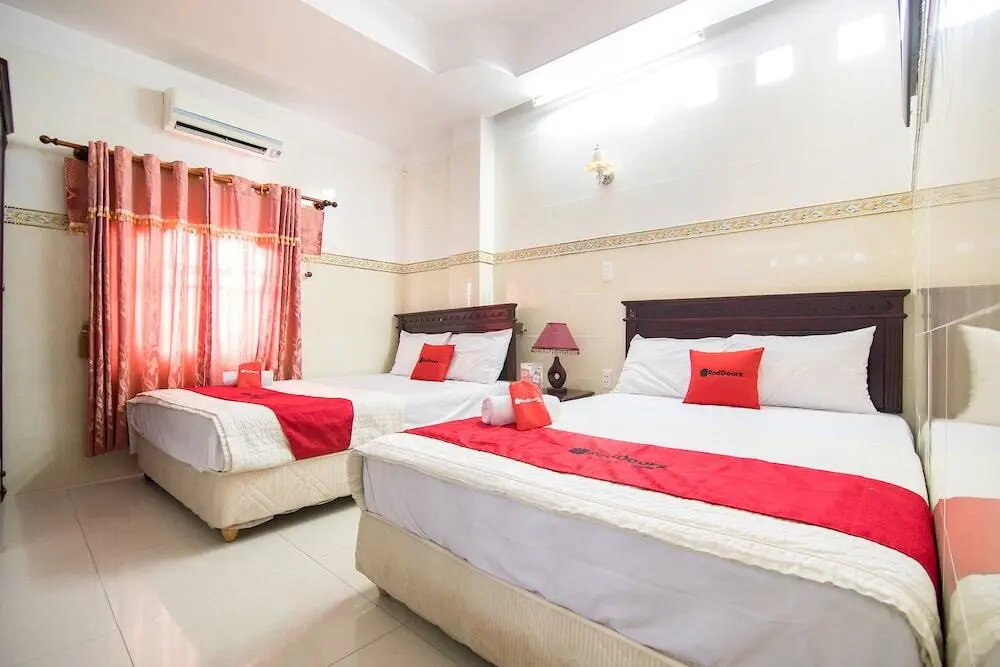 Хошимин: RedDoorz Plus near Tan Son Nhat Airport