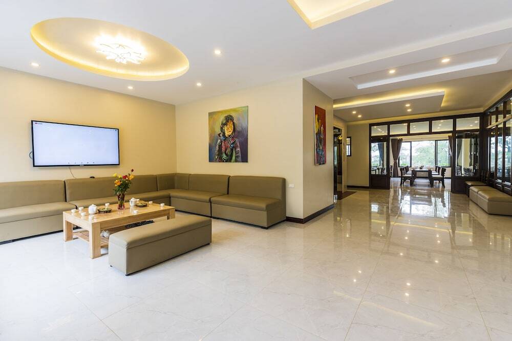Шапа: Sunshine View Hotel