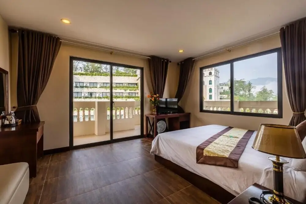 Шапа: Sunshine View Hotel