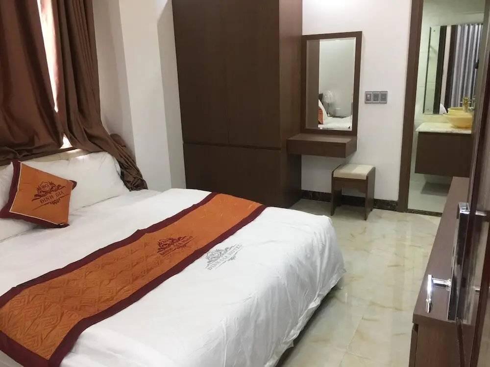 Хазянг: Dinh Gia Hotel