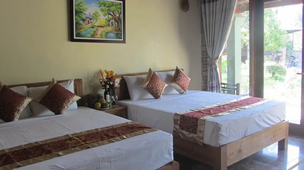 Хоа Лу: Rustic Houses Tam Coc