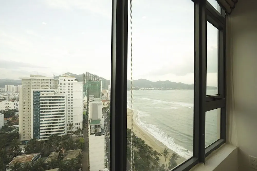 Нячанг: Trangs Beachfront Apartment Nha Trang