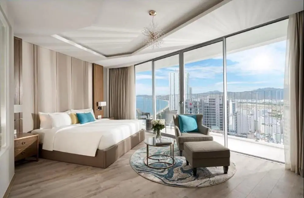 Нячанг: Parama Apartment Square Central