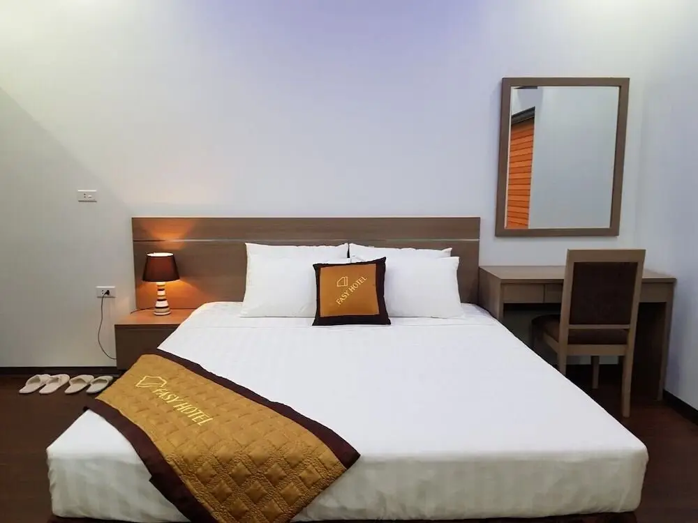 Нгок Куанг: Fasy Hotel