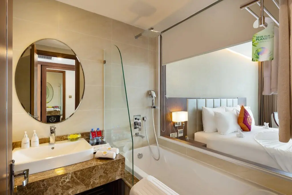 Нячанг: Regalia Gold Hotel