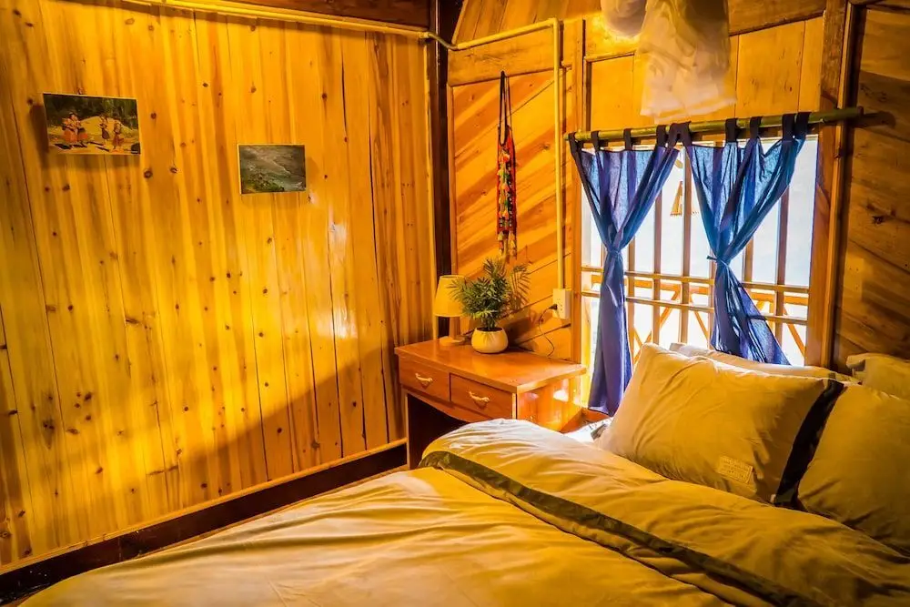 Шапа: The Little H'mong House