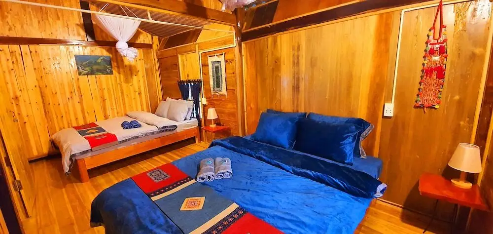 Шапа: The Little H'mong House