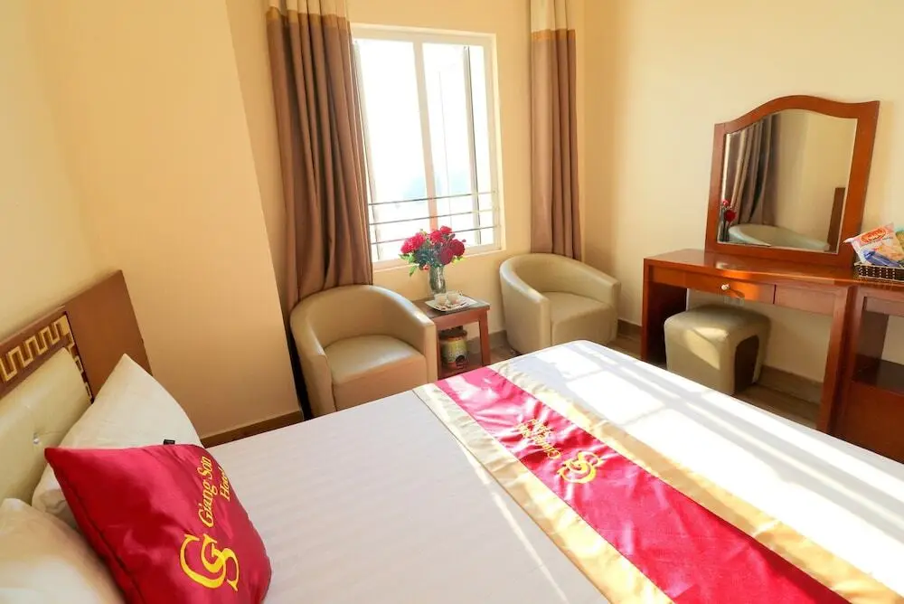 Хайфон: The Art - Giang Sơn Sea View Hotel