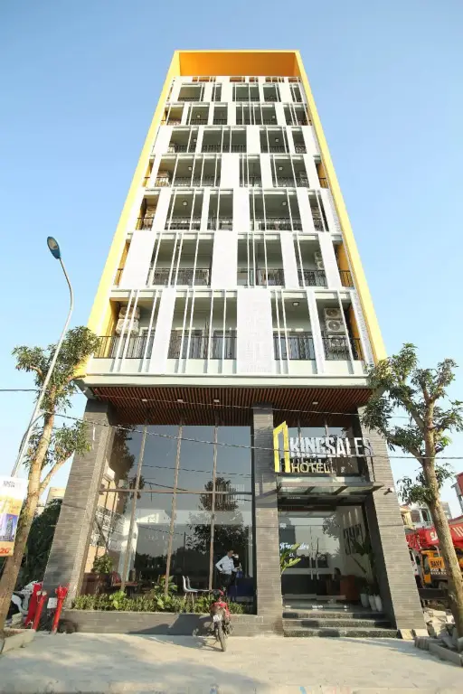 Хаулок: Kingsales Hotel