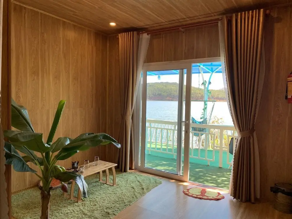 Далат: Vuon Thuong House
