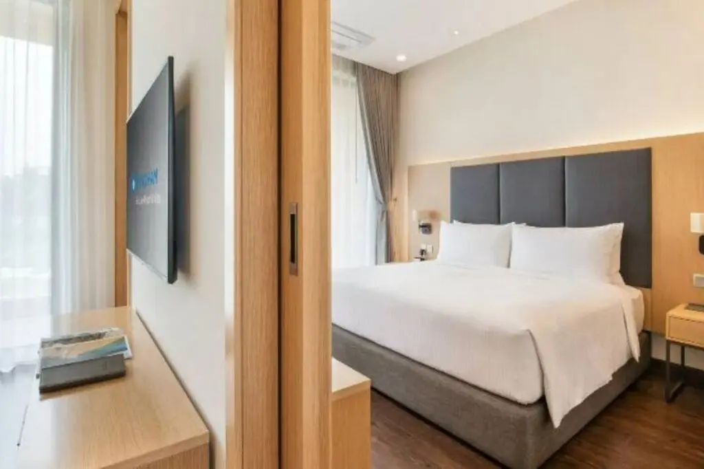 Лыонгшон: Wyndham Sky Lake Resort and Villas
