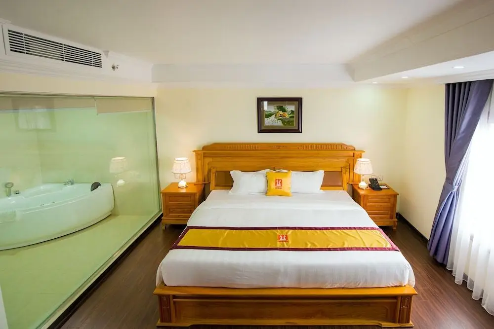 Thai Son Luxury Hotel — фото 1