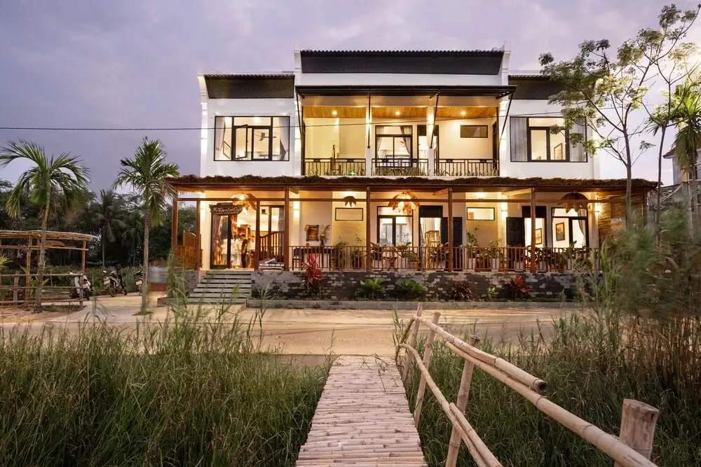 Хойан: Boat House Riverside Homestay