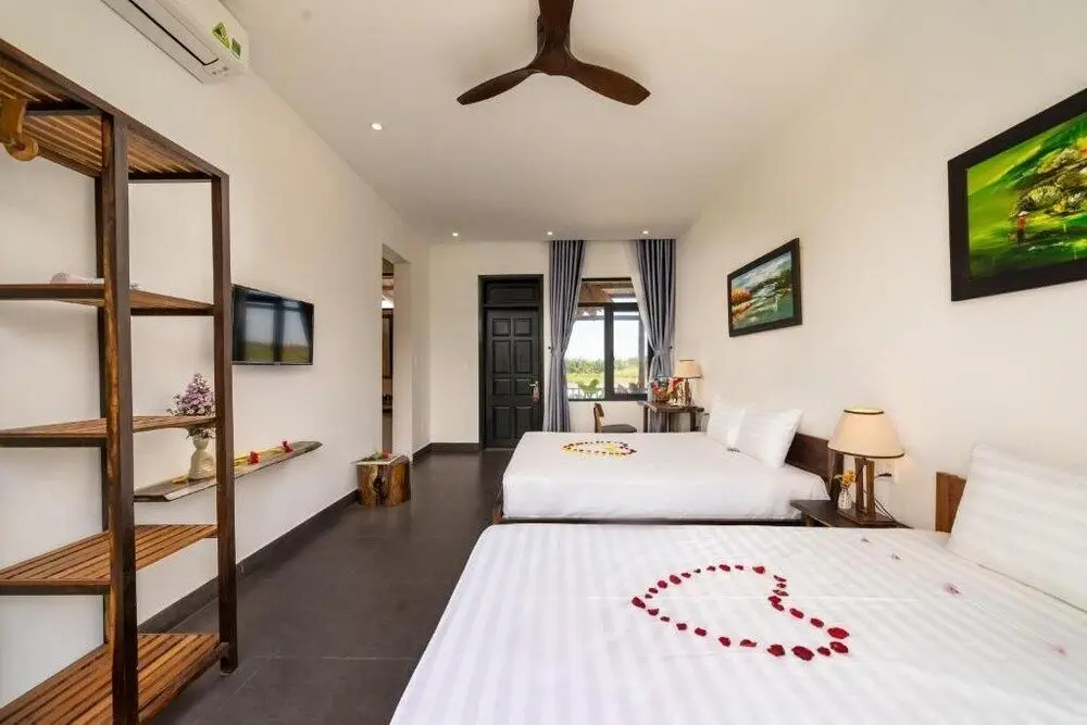 Хойан: Boat House Riverside Homestay