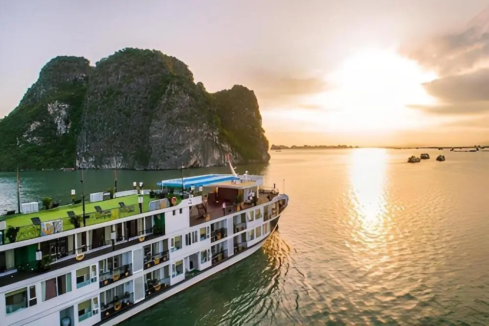 Халонг: Halong Aquamarine Cruise
