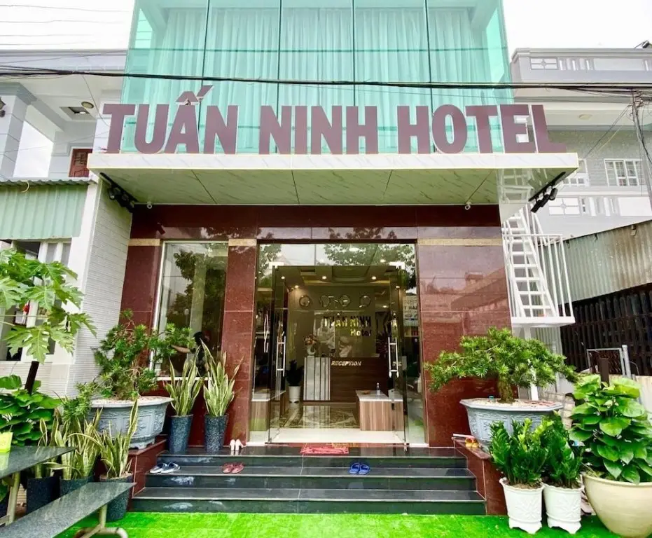Tuan Ninh Hotel — фото 1