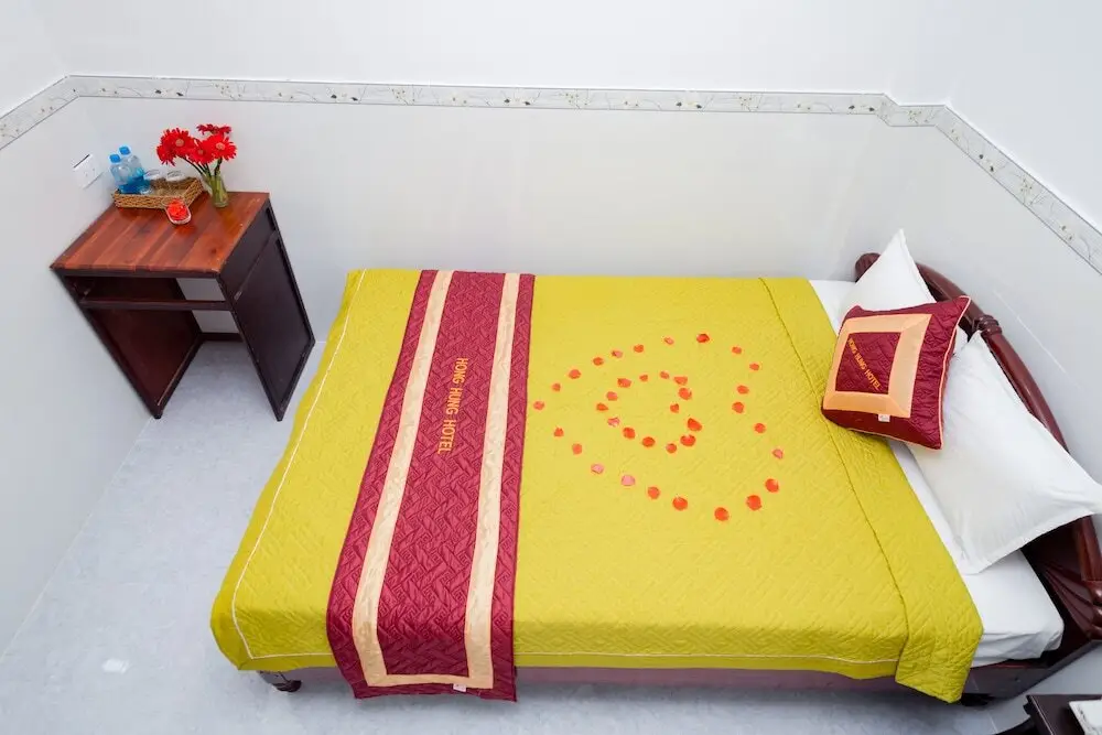 Куинён: Hong Hung Hotel
