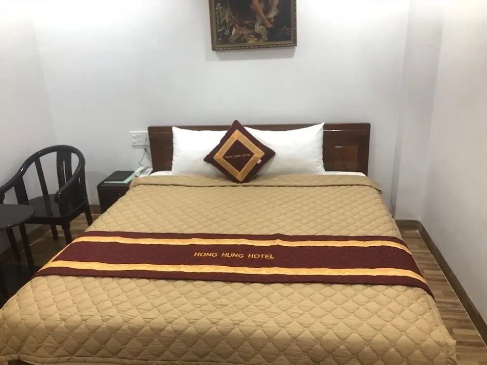 Куинён: Hong Hung Hotel
