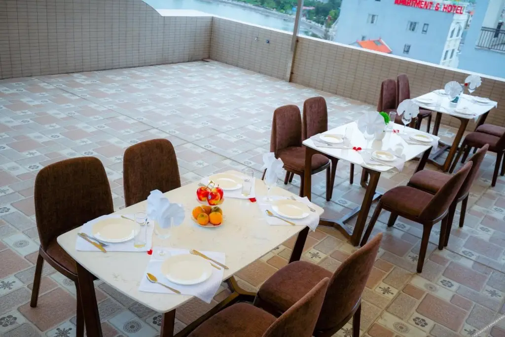 Хайфон: Queenie Hotel