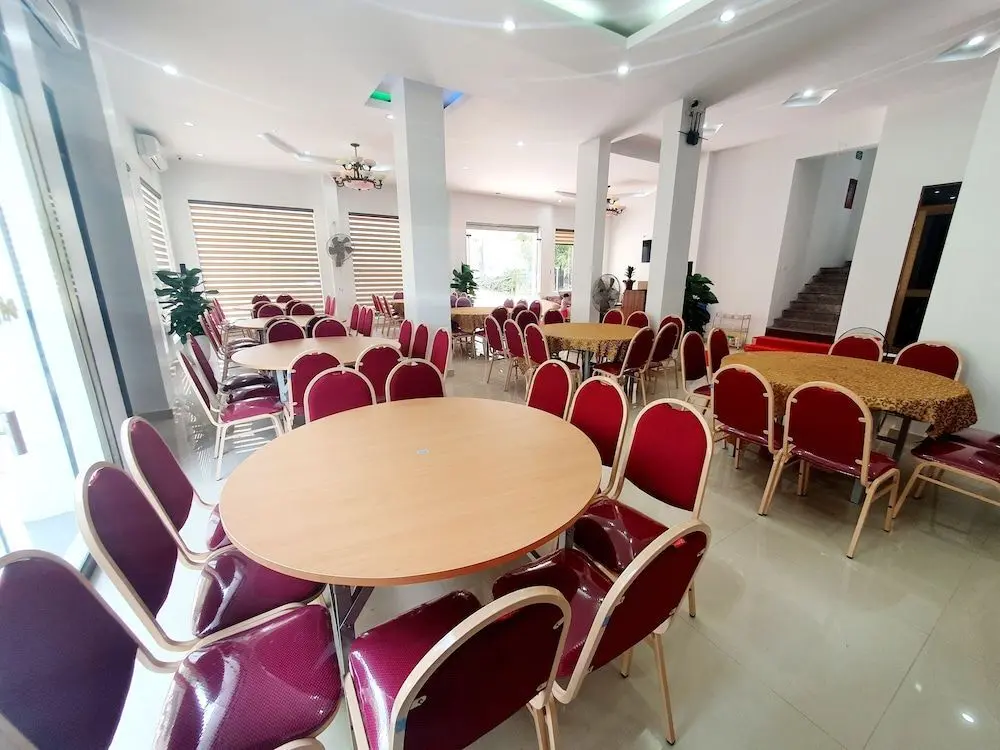 Винь: Hoang Nam Hotel - Cua Lo