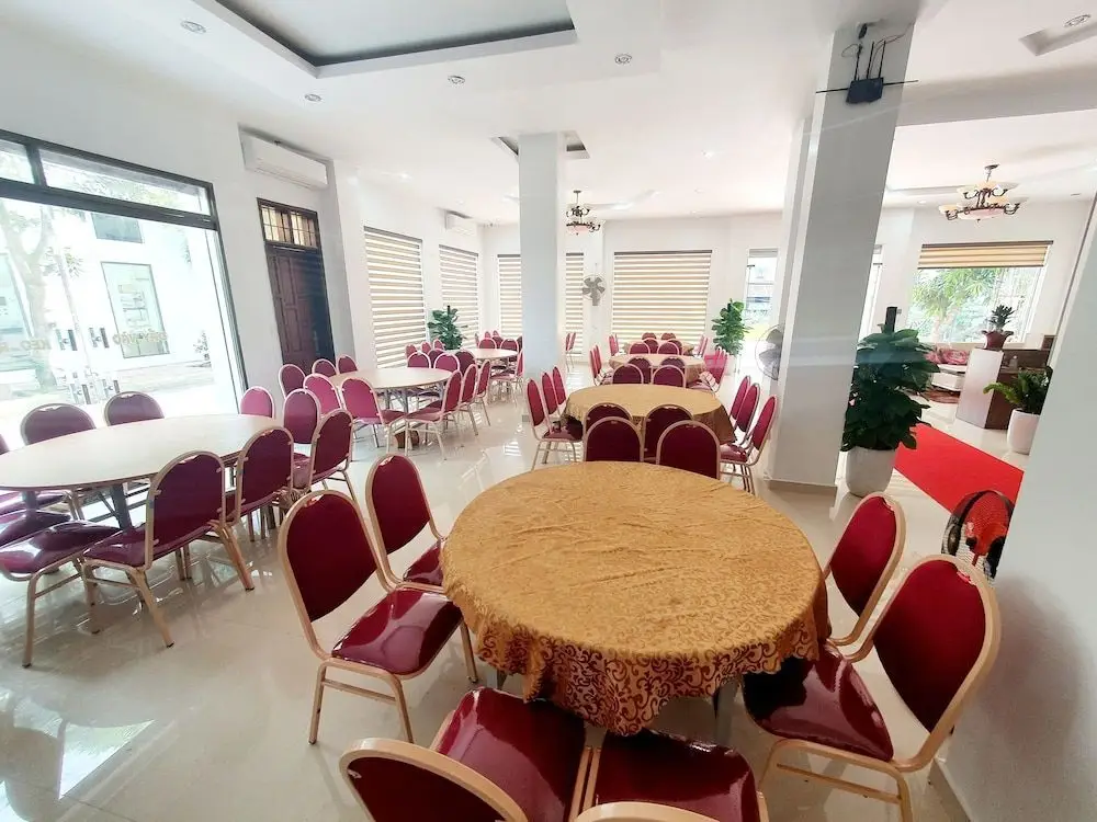 Винь: Hoang Nam Hotel - Cua Lo