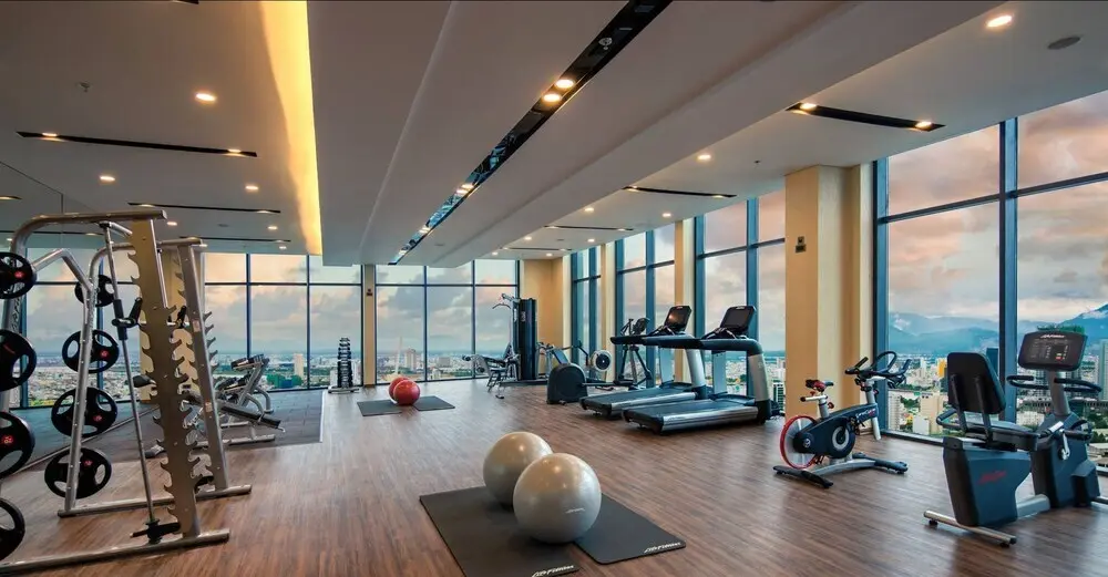 Дананг: Gorgeous New Suite Next To Ocean Gym Sauna