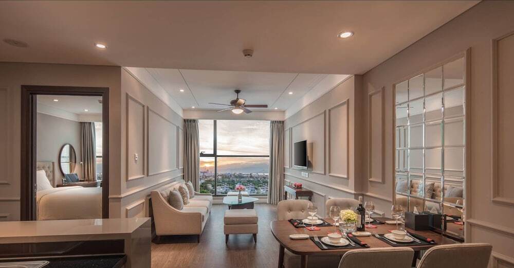 Дананг: Gorgeous New Suite Next To Ocean Gym Sauna