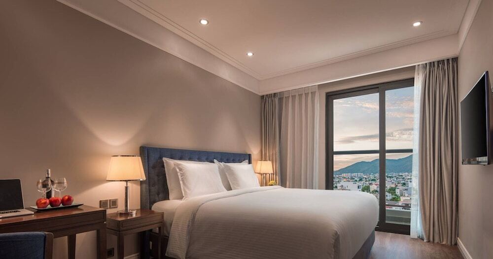 Дананг: Gorgeous New Suite Next To Ocean Gym Sauna