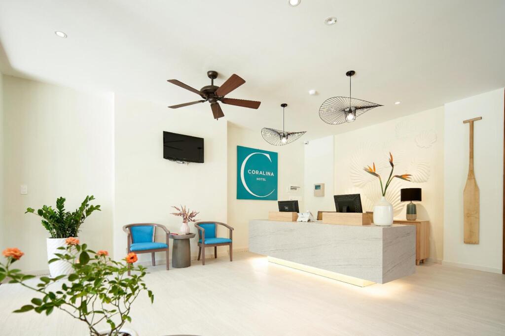Туй-Хоа: Coralina Hotel