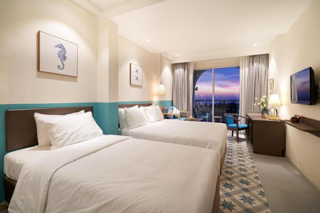 Туй-Хоа: Coralina Hotel
