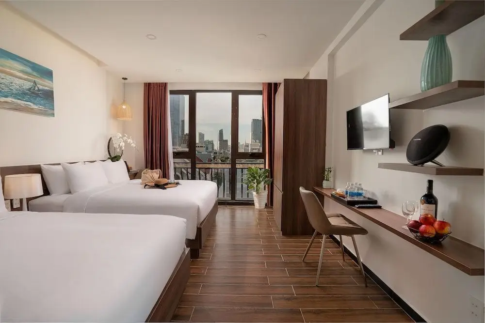 Dragon View Riverfront Hotel - Managed by Chiic Vacation — фото 1