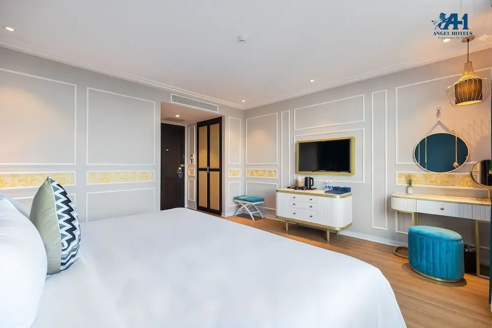 Дананг: Angel Hotels Beach Da Nang