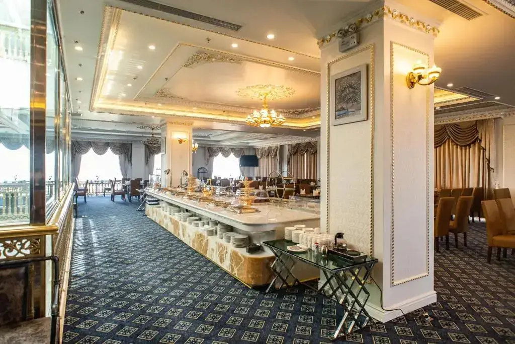 Хайфон: The Shine Hotel