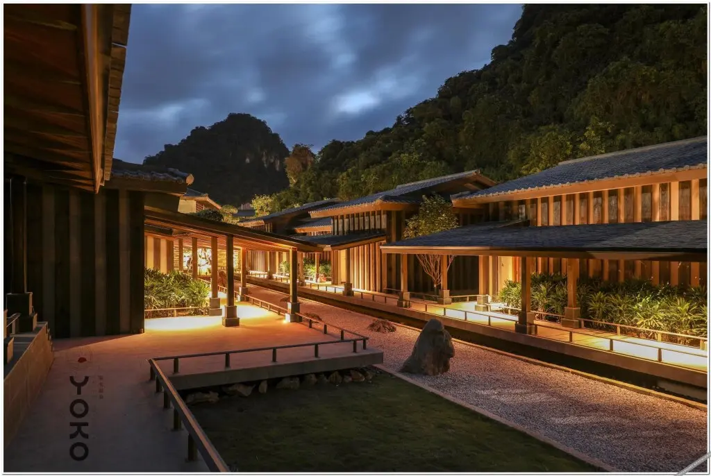 Халонг: Yoko Onsen Quang Hanh