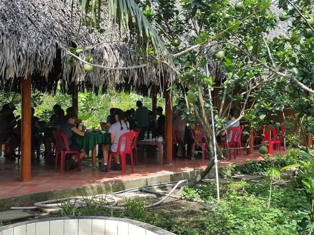 Бенче: Peaceful Homestay in the Middle of Fruit Garden - Room With Public Restroom