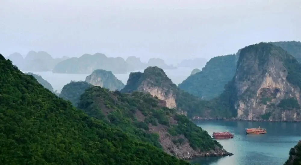 Халонг: Halong Overnight In Cat Ba Island