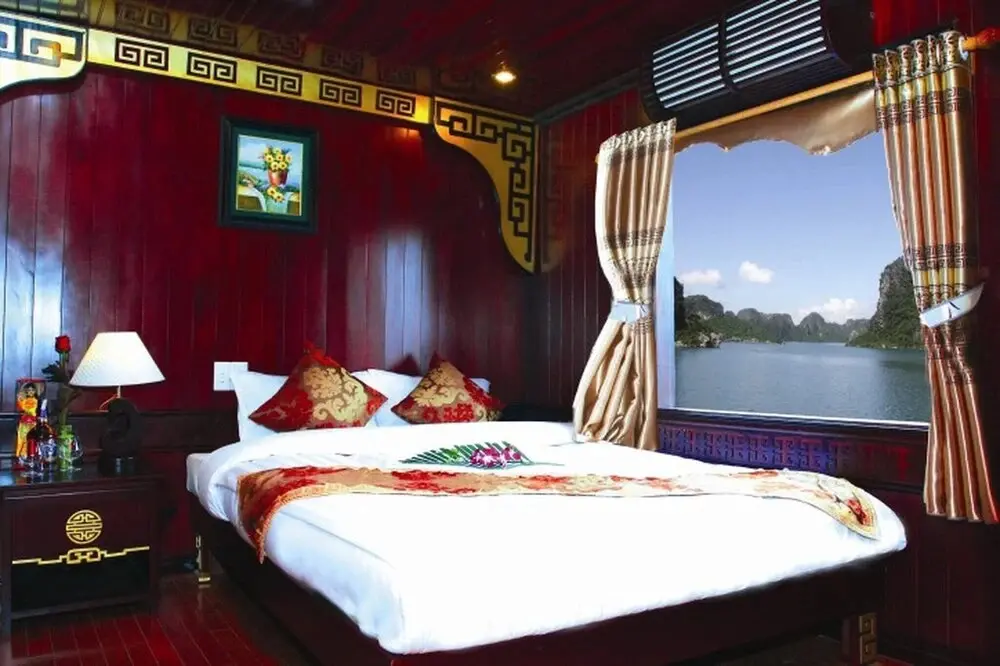 Халонг: Halong Overnight In Cat Ba Island