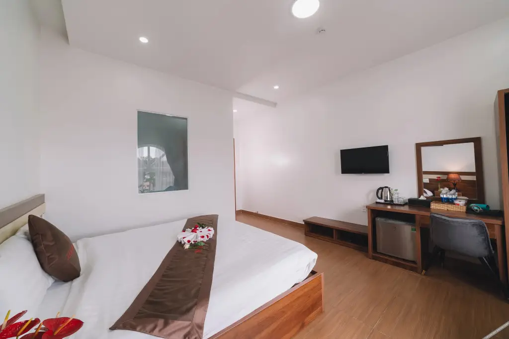 RedDoorz Premium Anh Duc Da Lat Hotel — фото 1