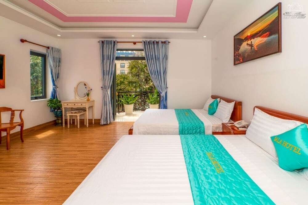 Консон: Sala Hotel