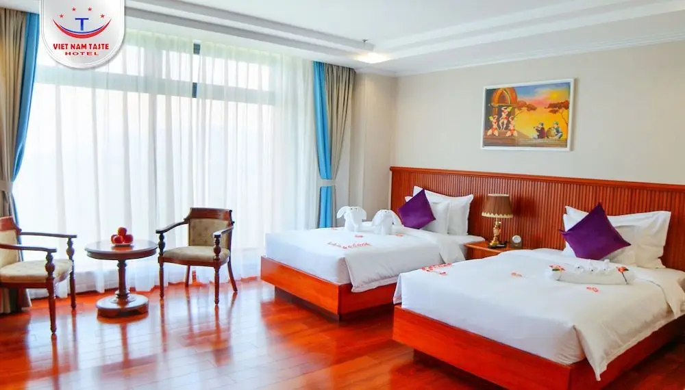Куинён: Vietnam Taste Hotel Quy Nhon - Beachfront