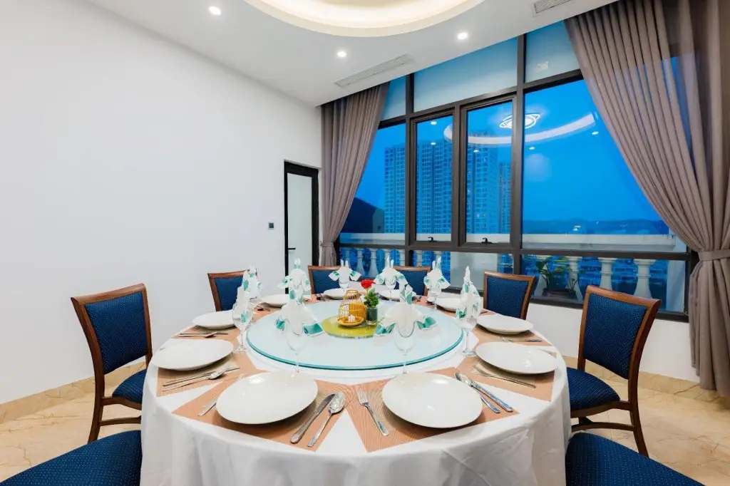 Халонг: Ha Long New Century Hotel