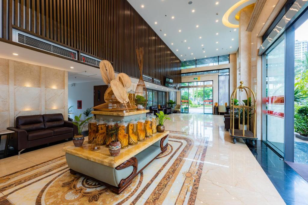 Халонг: Ha Long New Century Hotel