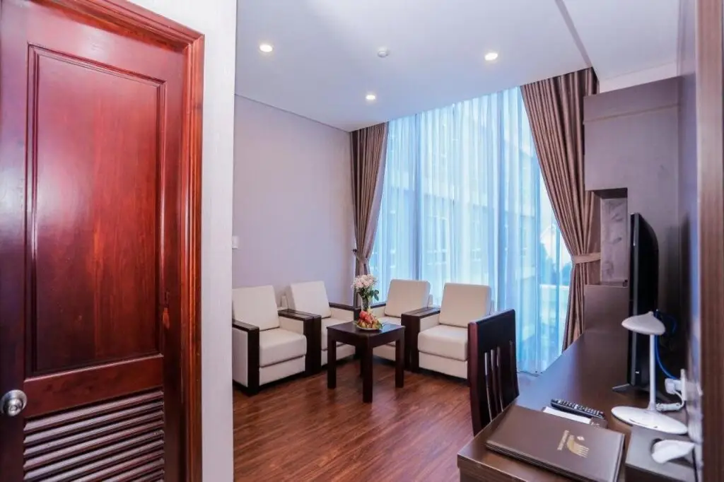 Буонматхуот: Elephants Hotel Buon Ma Thuot