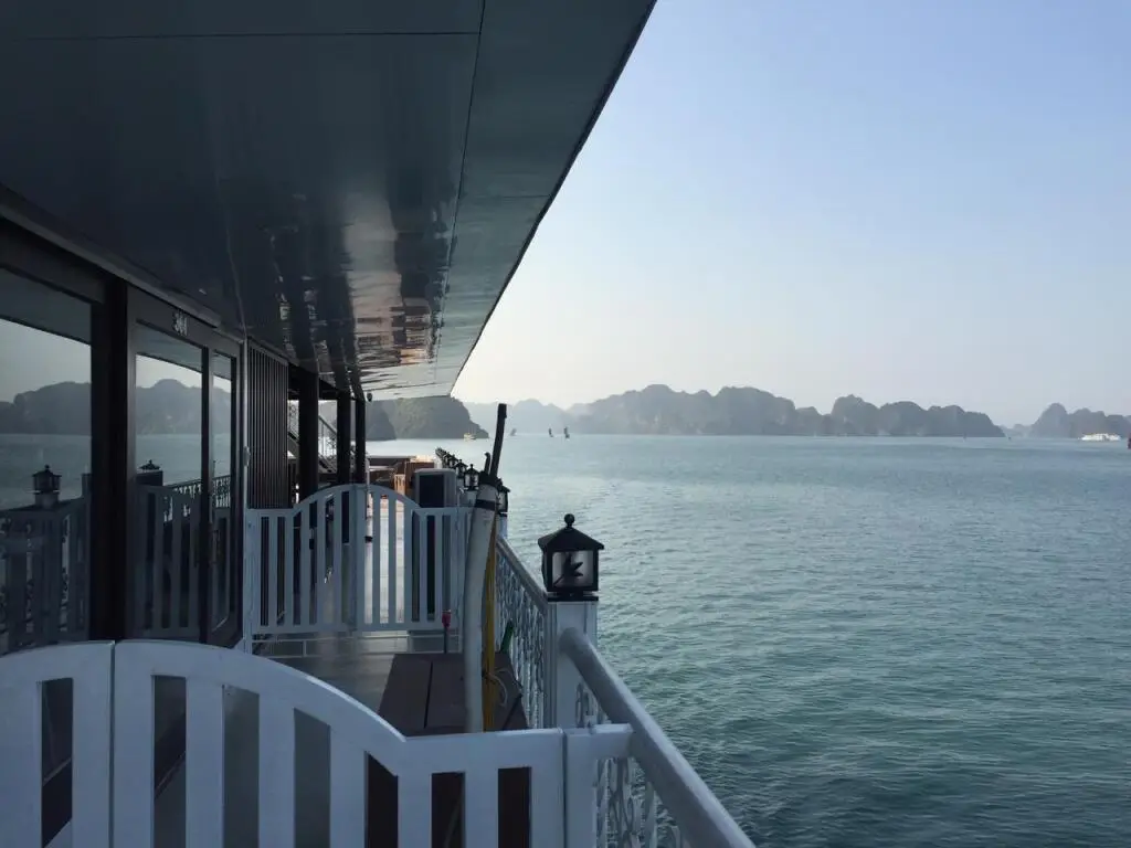 Хайфон: Unicharm Cruise Halong