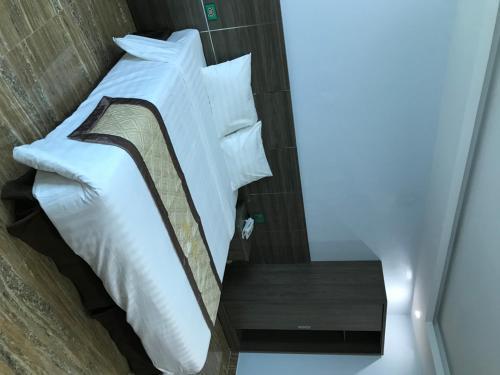 Бакнинь: Will Hotel