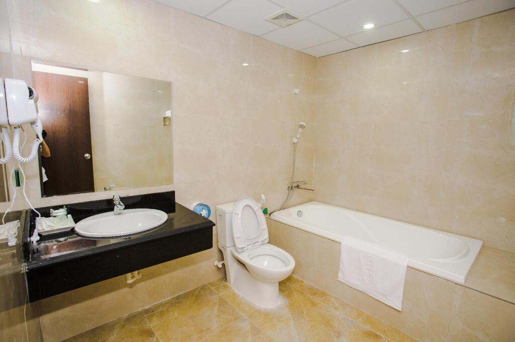 Бакнинь: Will Hotel