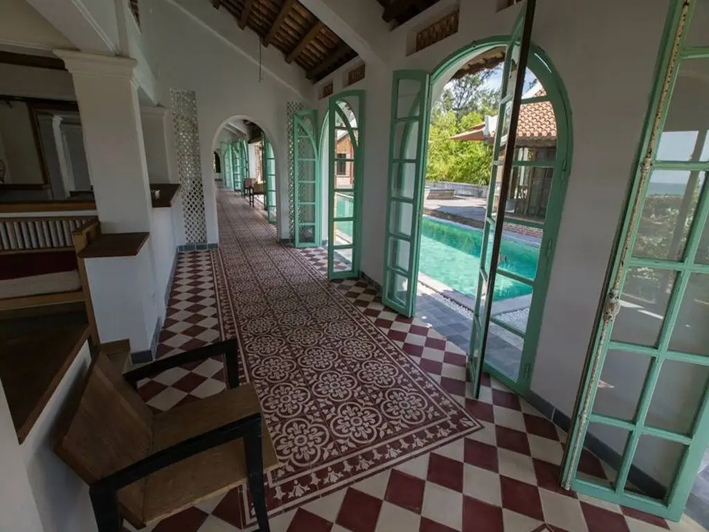 Villa Louise Hue Beach and Spa — фото 1