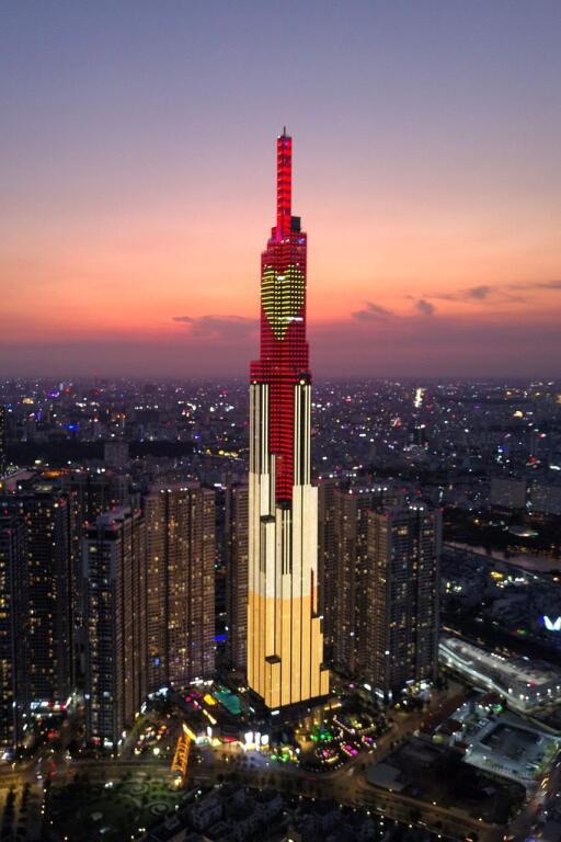 Хошимин: Hoasun Des Arts - Landmark 81 Tower